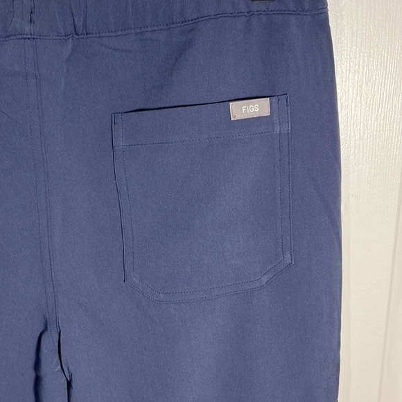 BNWT Figs Cairo scrub pants - Picture 4 of 12